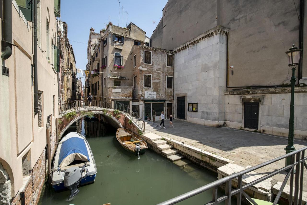 Ca' Magia - Rialto Exclusive Residence By Wonderful Italy Venedig Exteriör bild