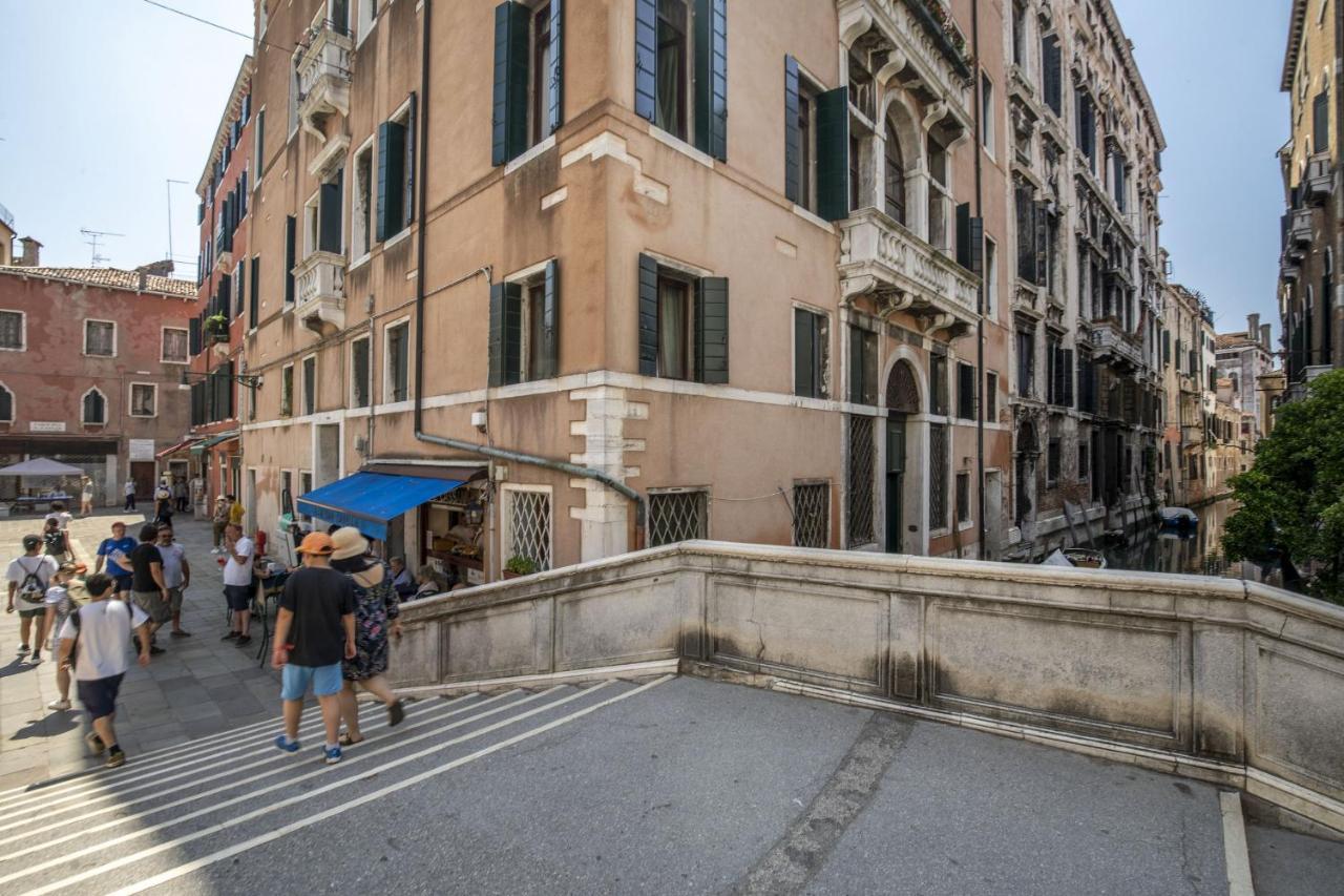 Ca' Magia - Rialto Exclusive Residence By Wonderful Italy Venedig Exteriör bild